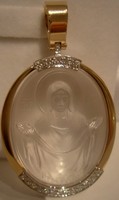 Cameo on citrine. The Protection of the Virgin